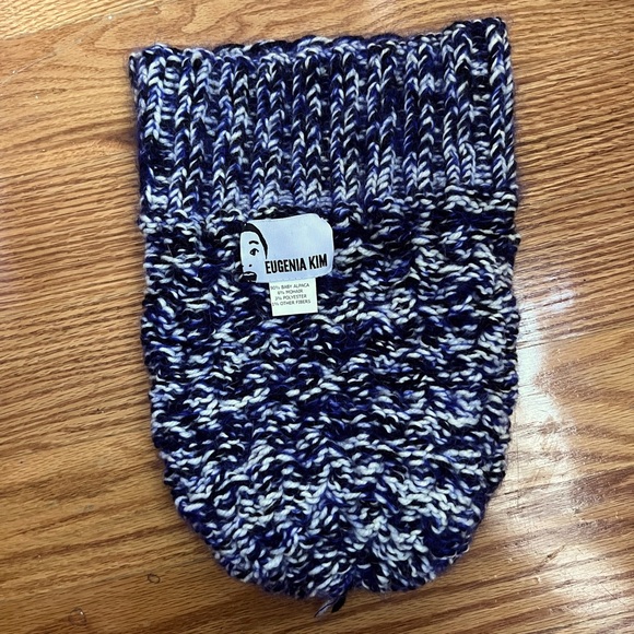 Eugenia Kim 'Mika' hand-knit cable beanie - Picture 4 of 5